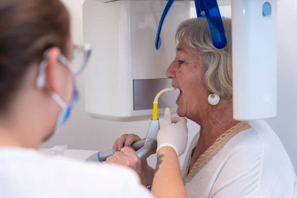 Best Emergency Tooth Extraction in Mason City, IL